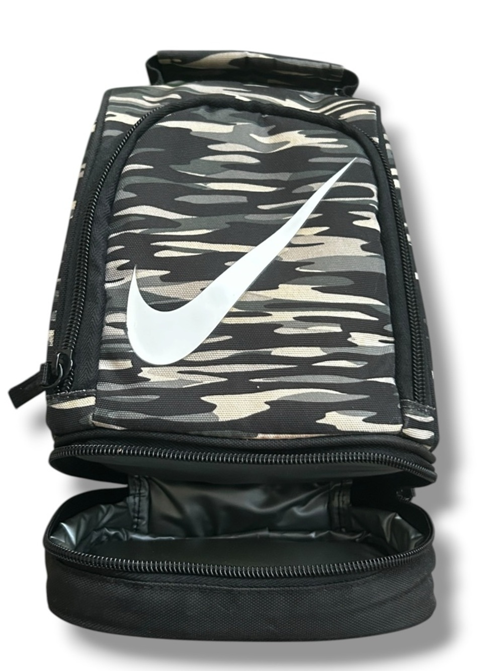 Nike Camo Insulated Bag with Top
Handle